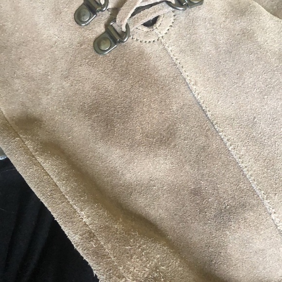 Nice genuine suede boots size 8 side lace closure taupe color 2 inch heel Soft - Picture 8 of 11